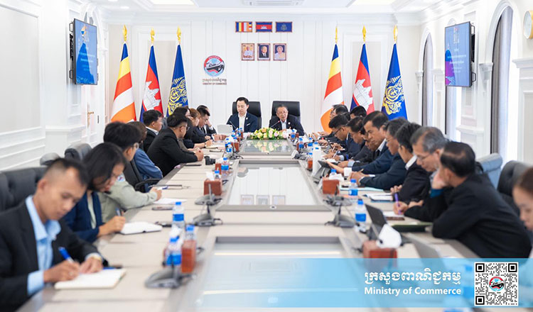 Cambodia targets $2 billion cassava surge through Vietnam ties